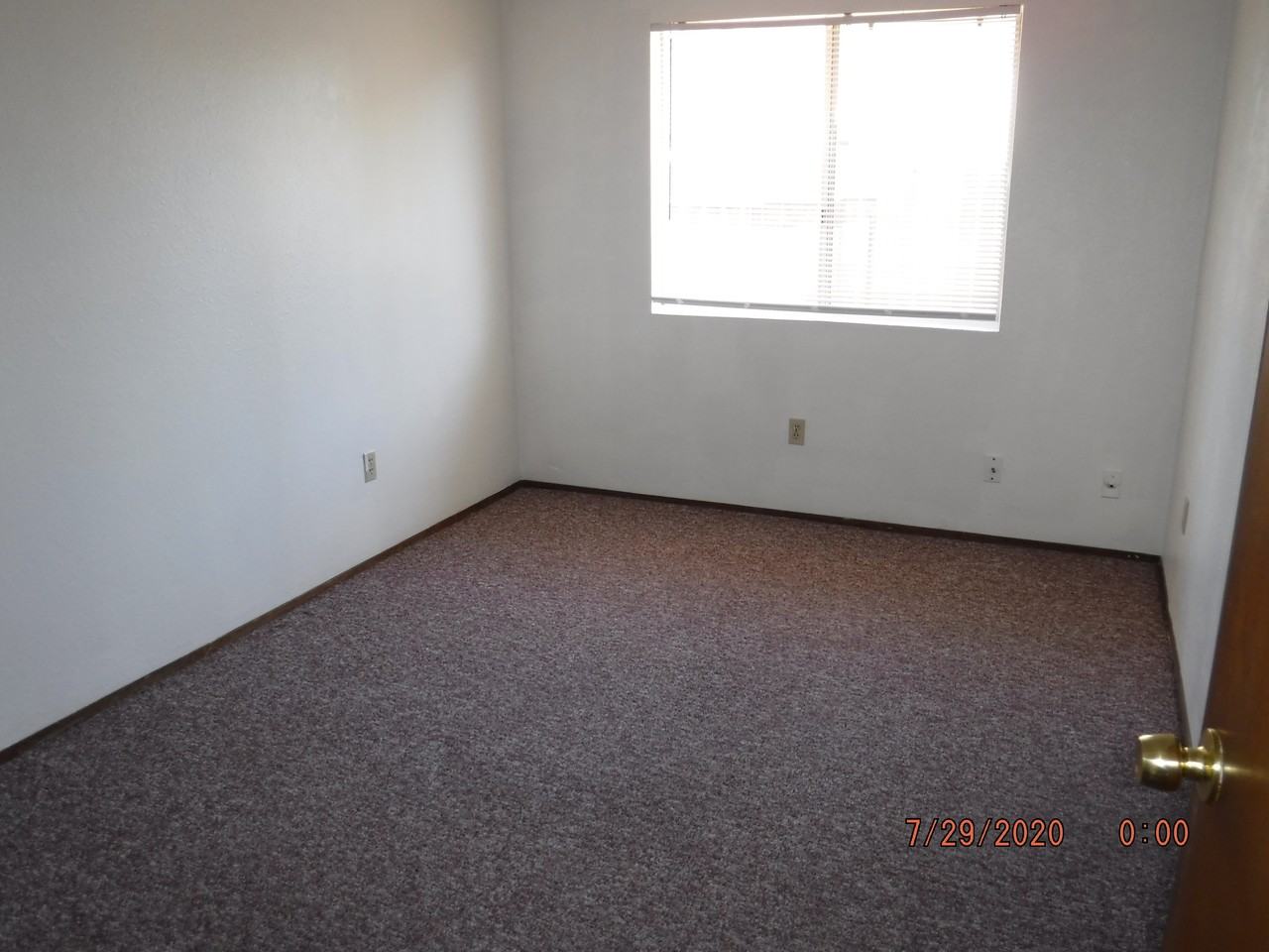 941 Sunwest Dr #1 - Photo 6 of 9