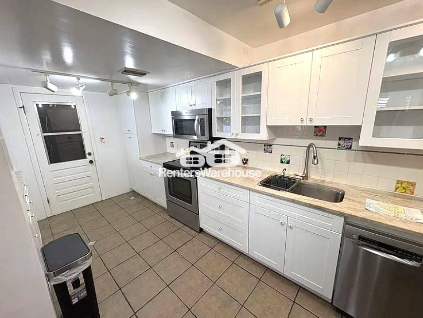 3025 50th St S - Photo 3 of 17