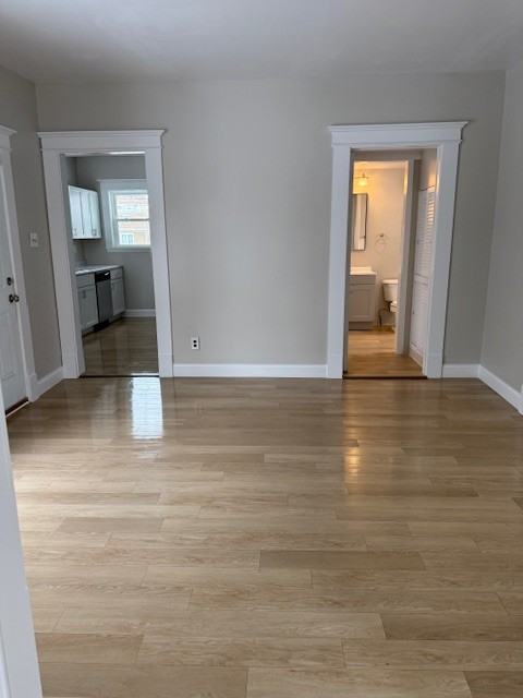 911 E Washington St #1 - Photo 4 of 23