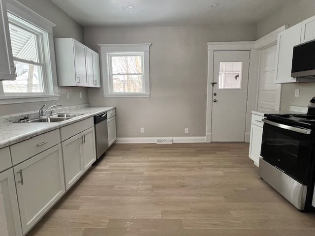 911 E Washington St #1 - Photo 6 of 23