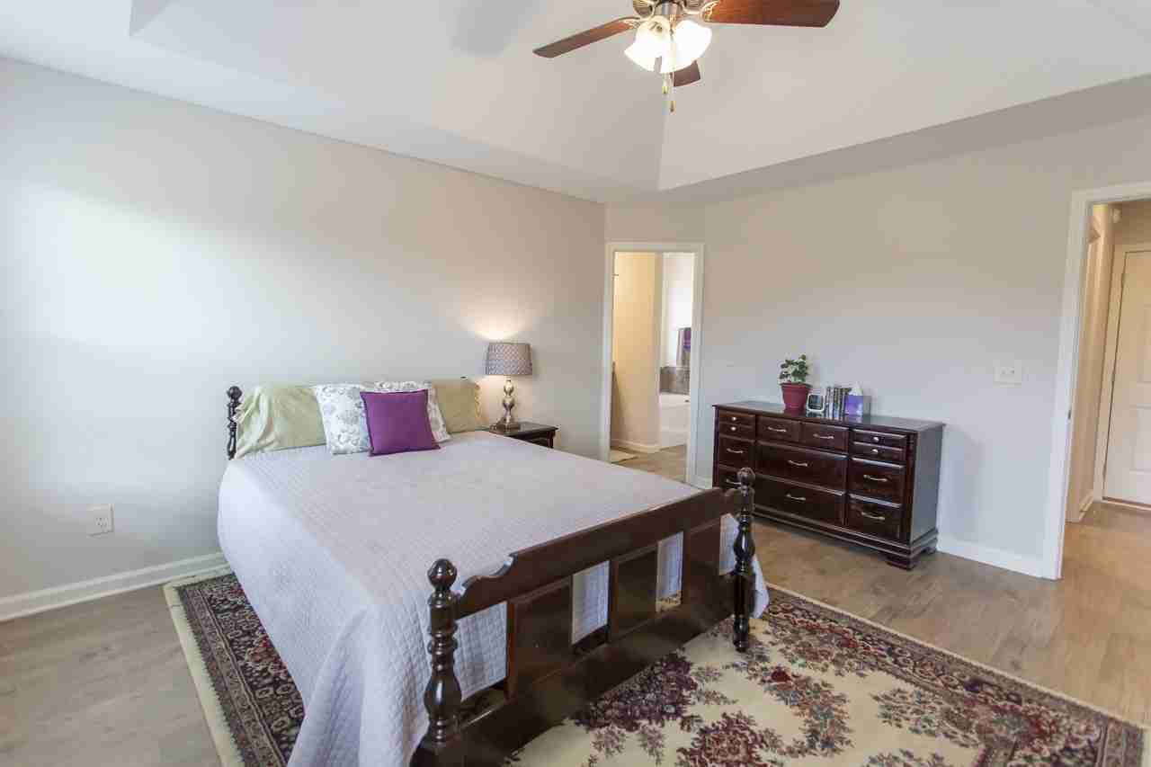 1128 Honeysuckle Dr #1 - Photo 7 of 8