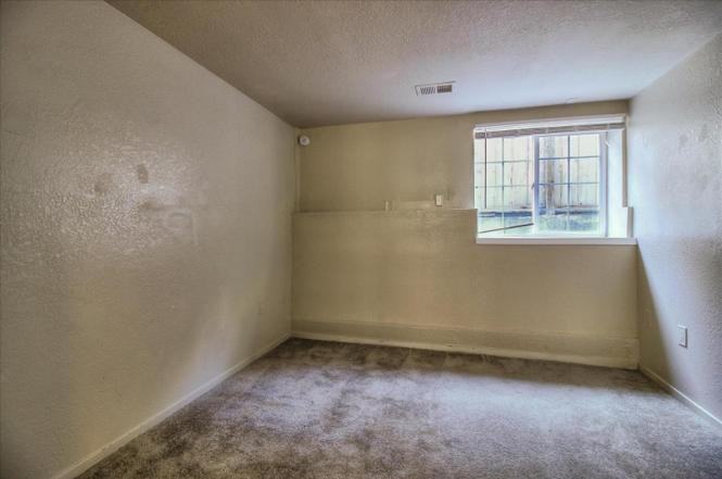 380 N 13th St Rm 6 #6 - Photo 2 of 11