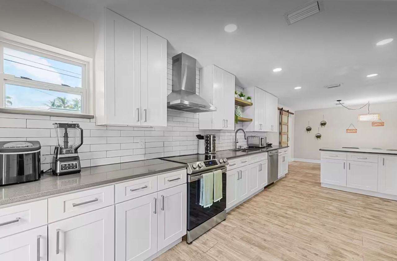 4740 Ne 18th Ave #1 - Photo 5 of 20