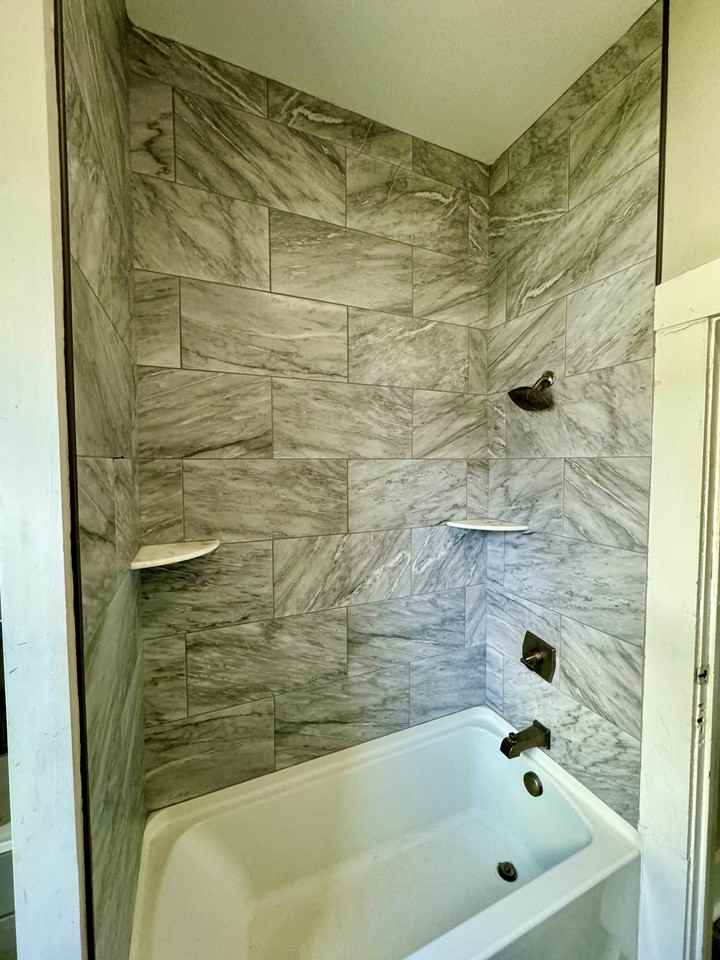 505 N Houston St #1 - Photo 6 of 8