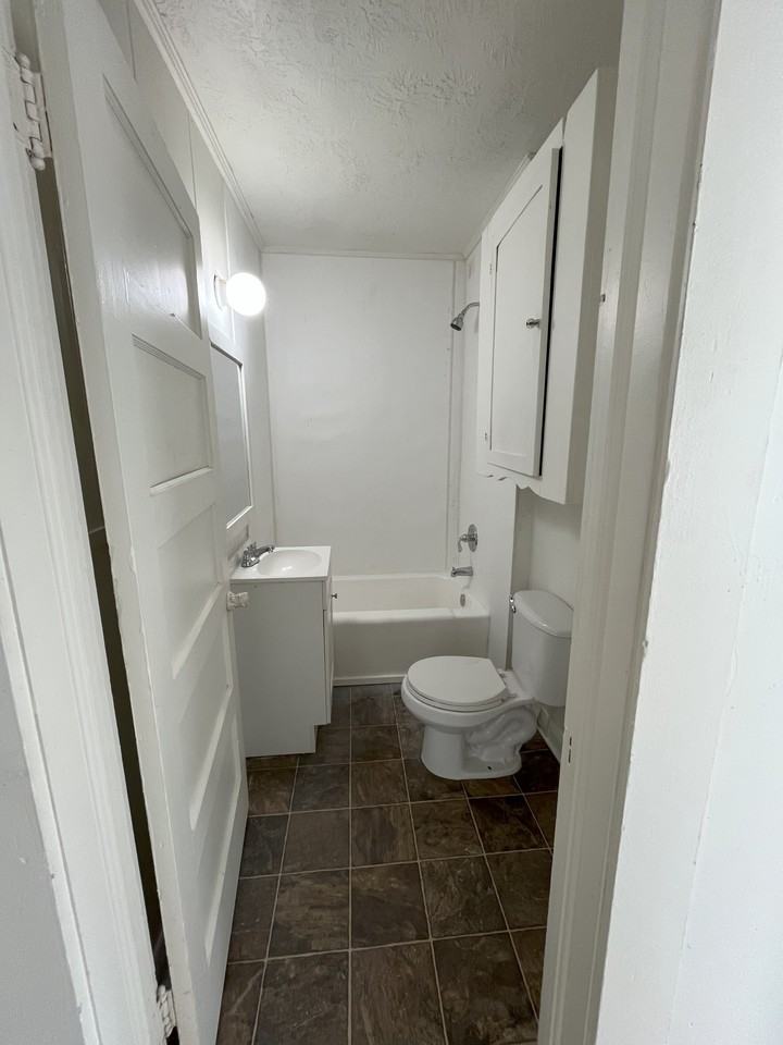 1217 New Orleans Ave #1 - Photo 3 of 8