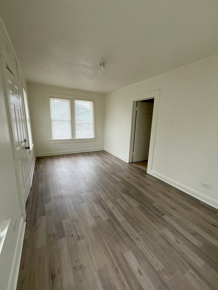 1217 New Orleans Ave #1 - Photo 4 of 8