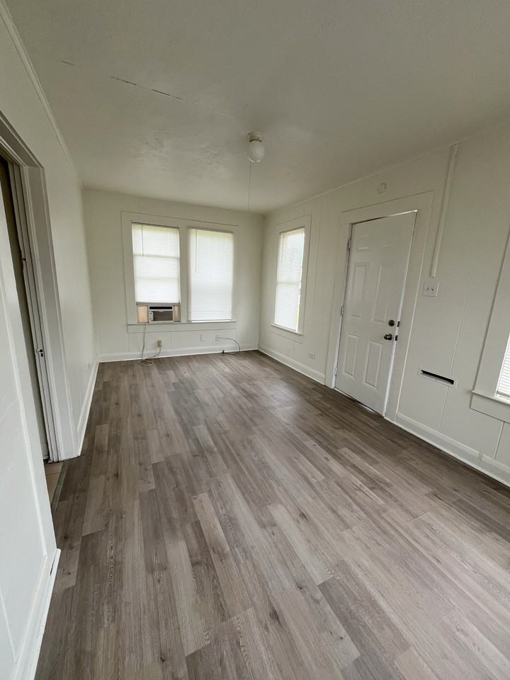 1217 New Orleans Ave #1 - Photo 5 of 8