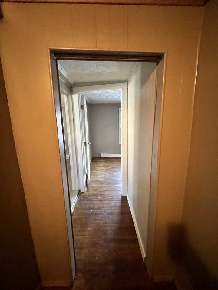 91 E Columbus Ave Frnt #1 - Photo 4 of 9