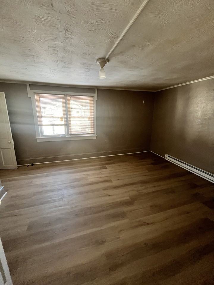 91 E Columbus Ave Frnt #1 - Photo 6 of 9