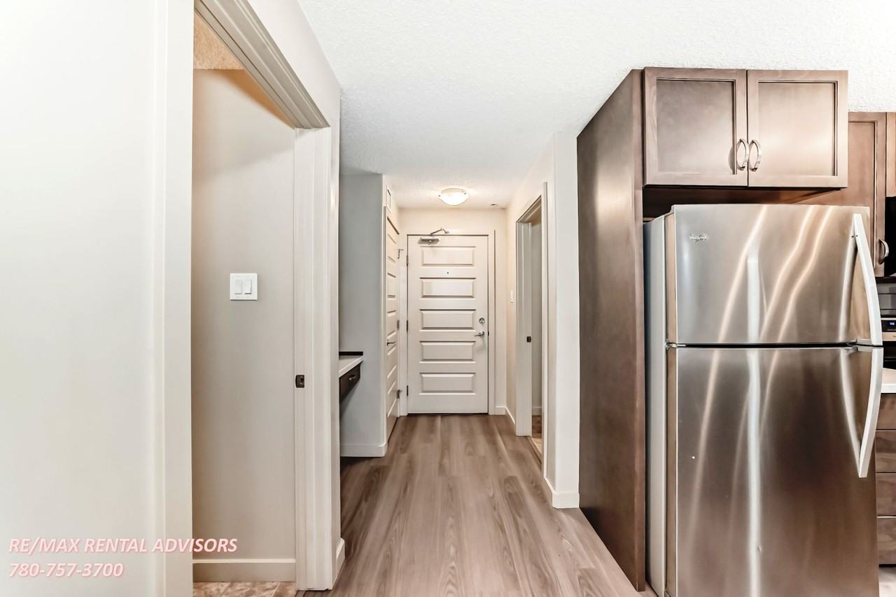 4008 Savaryn Dr Sw - Photo 2 of 27