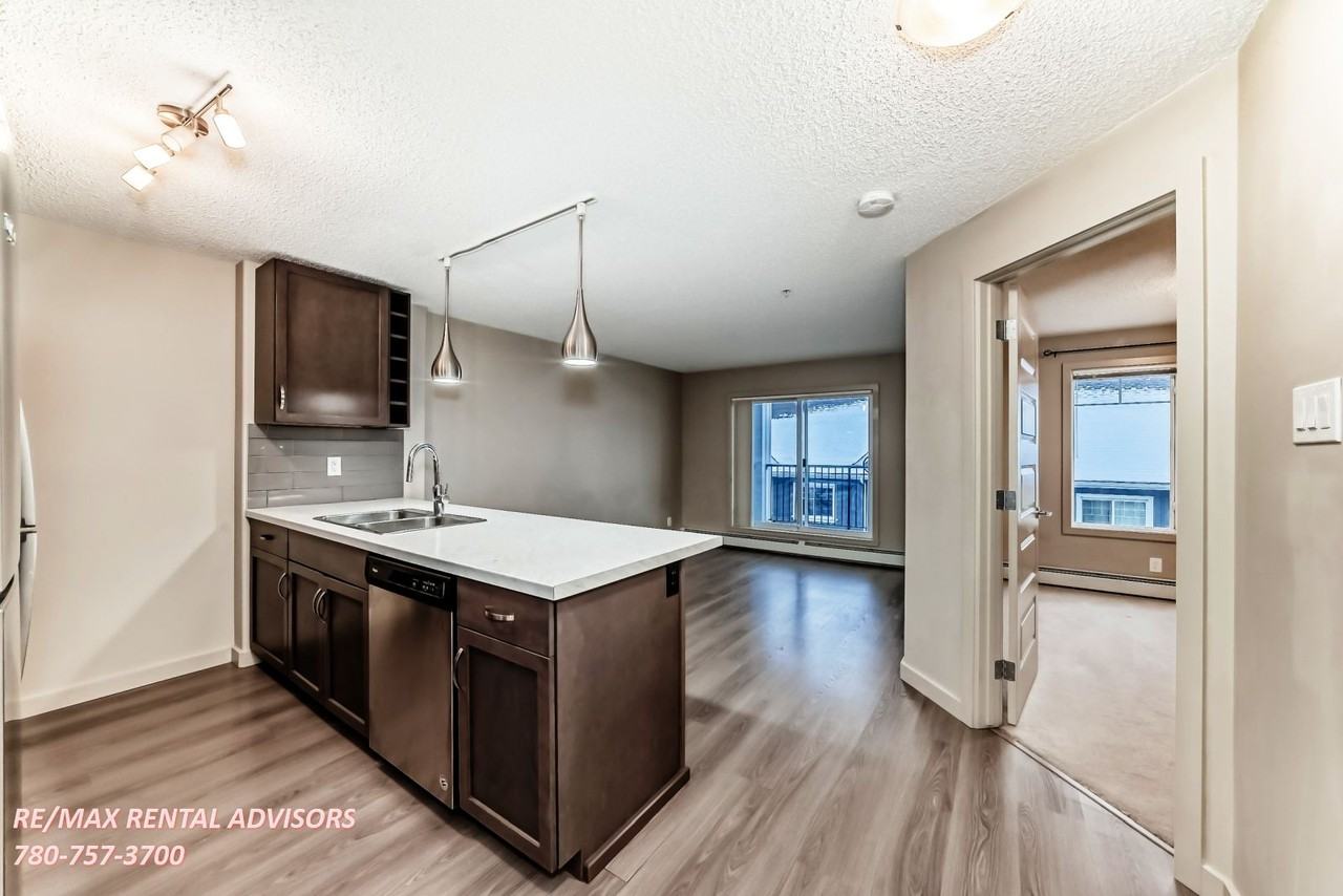 4008 Savaryn Dr Sw - Photo 7 of 27