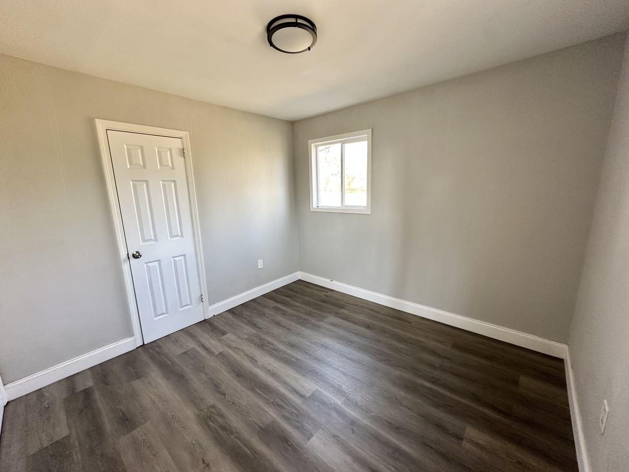 1221 Frisco St #1 - Photo 7 of 8