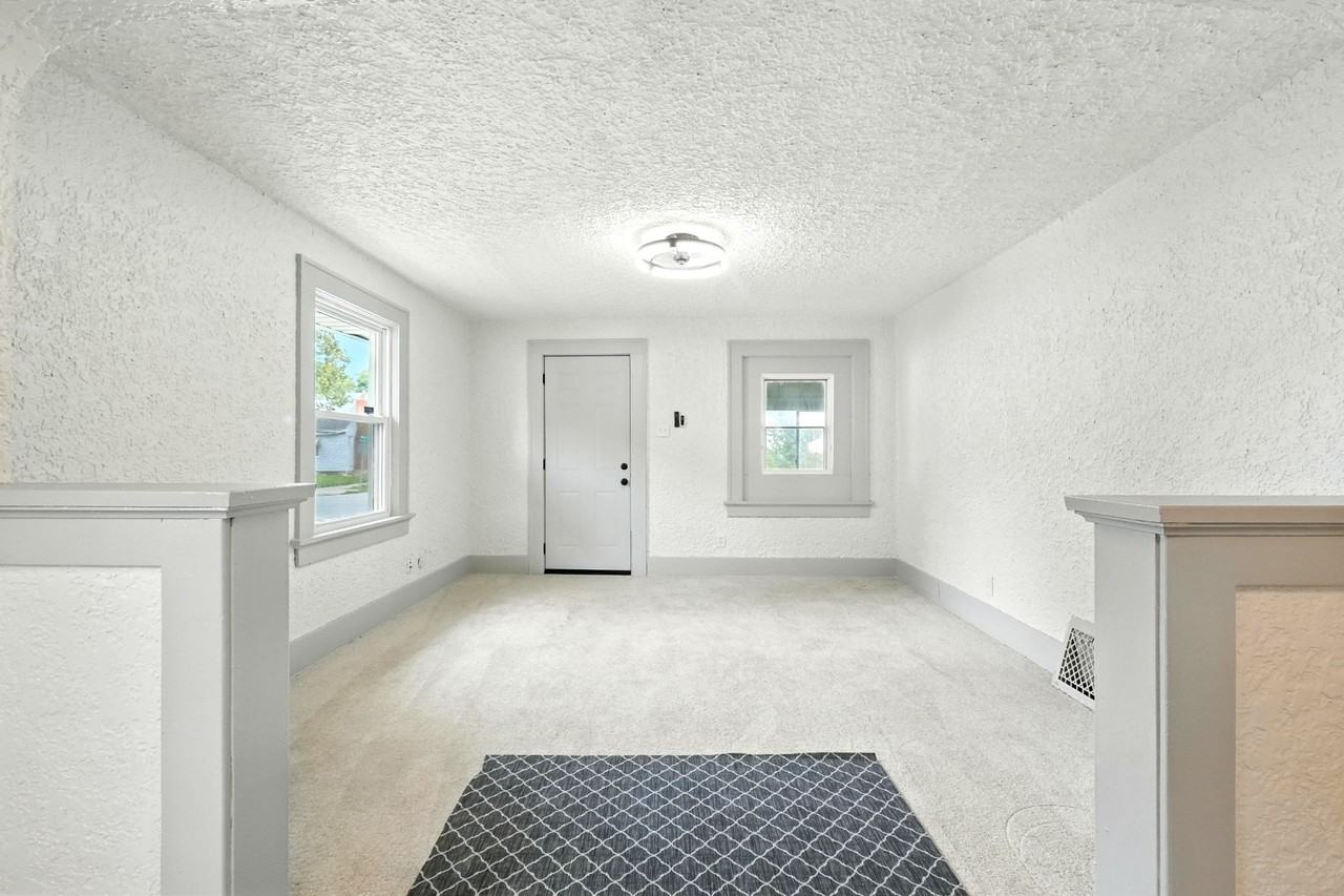 4202 Hanna St #1 - Photo 3 of 10