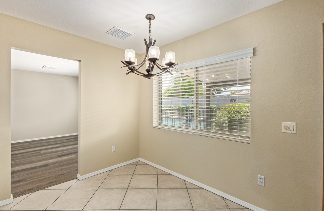 2113 E Pebble Beach Dr #1 - Photo 6 of 20