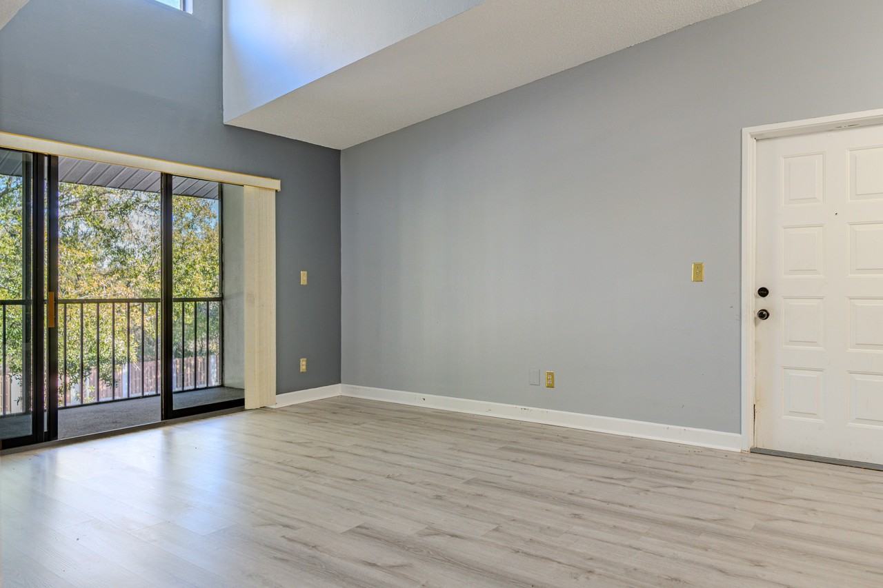 8215 Sun Spring CircleUnit 23 #23 - Photo 6 of 42