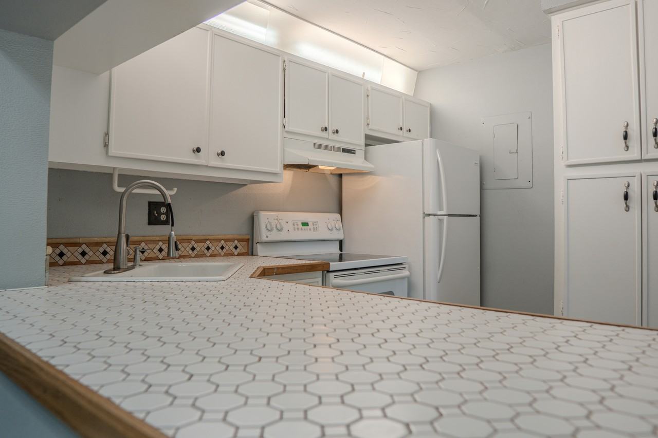 8215 Sun Spring CircleUnit 23 #23 - Photo 7 of 42