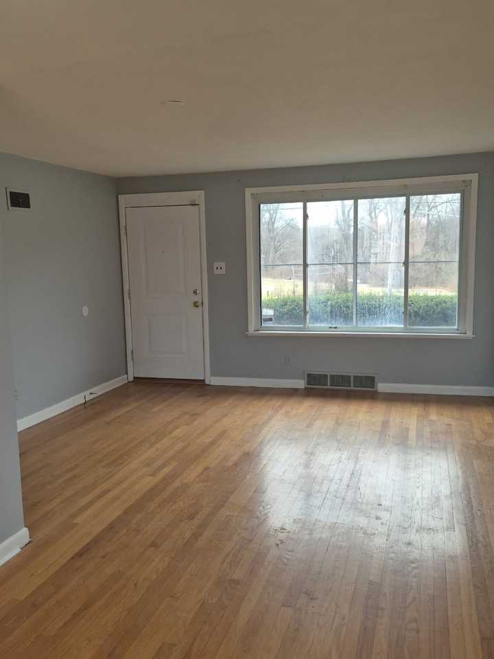 9352 Bellefontaine Rd #1 - Photo 3 of 42