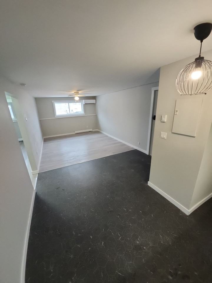 30 Parkwood Dr #15 - Photo 2 of 10