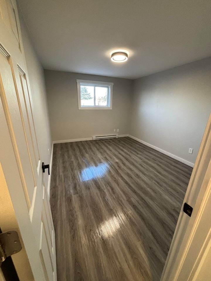 30 Parkwood Dr #19 - Photo 2 of 9