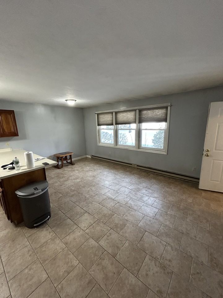 3 Hinman St #2 - Photo 2 of 8