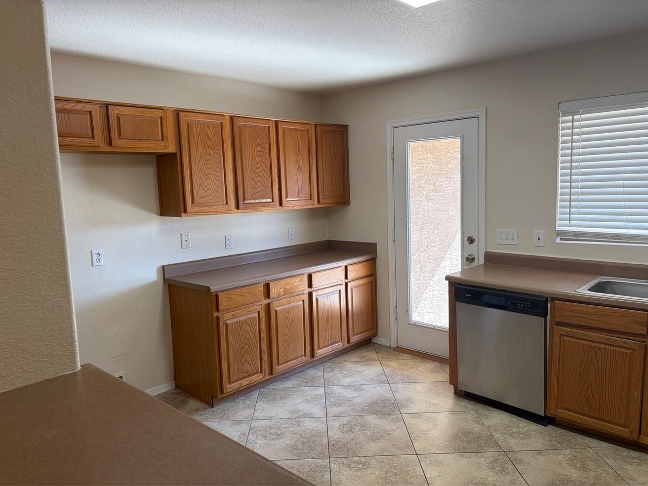 817 E Yuma Ave #1 - Photo 4 of 14