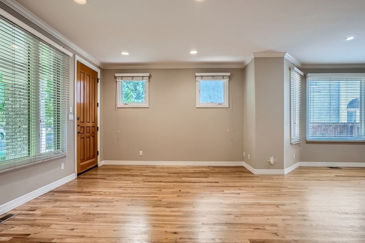 247 S Garfield St #1 - Photo 5 of 28