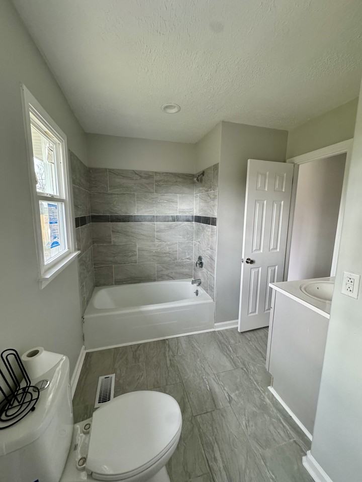 1801 Us Highway 72 W #1 - Photo 7 of 9