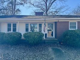 featured image of 804 Hereford Dr #1