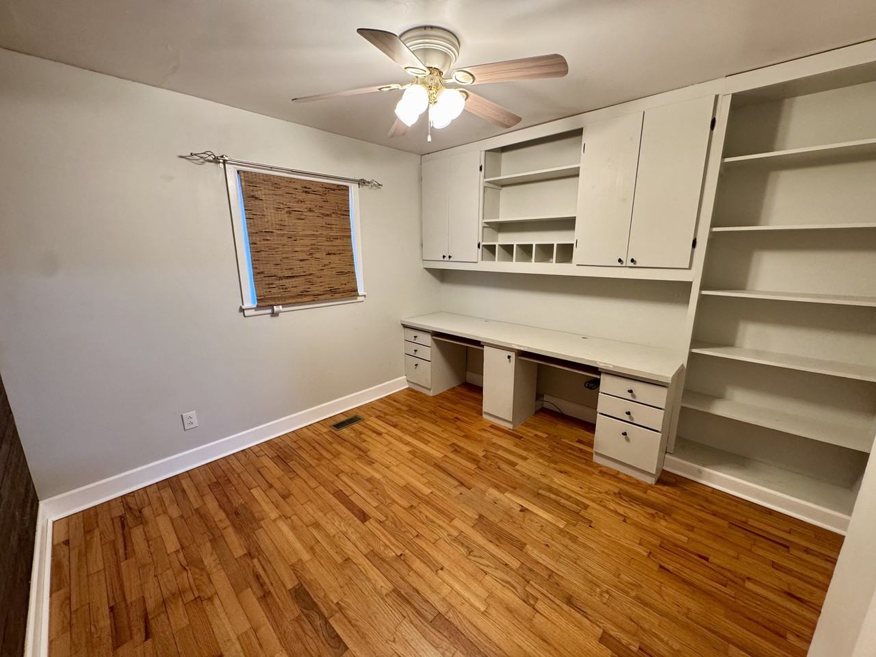 804 Hereford Dr #1 - Photo 4 of 10