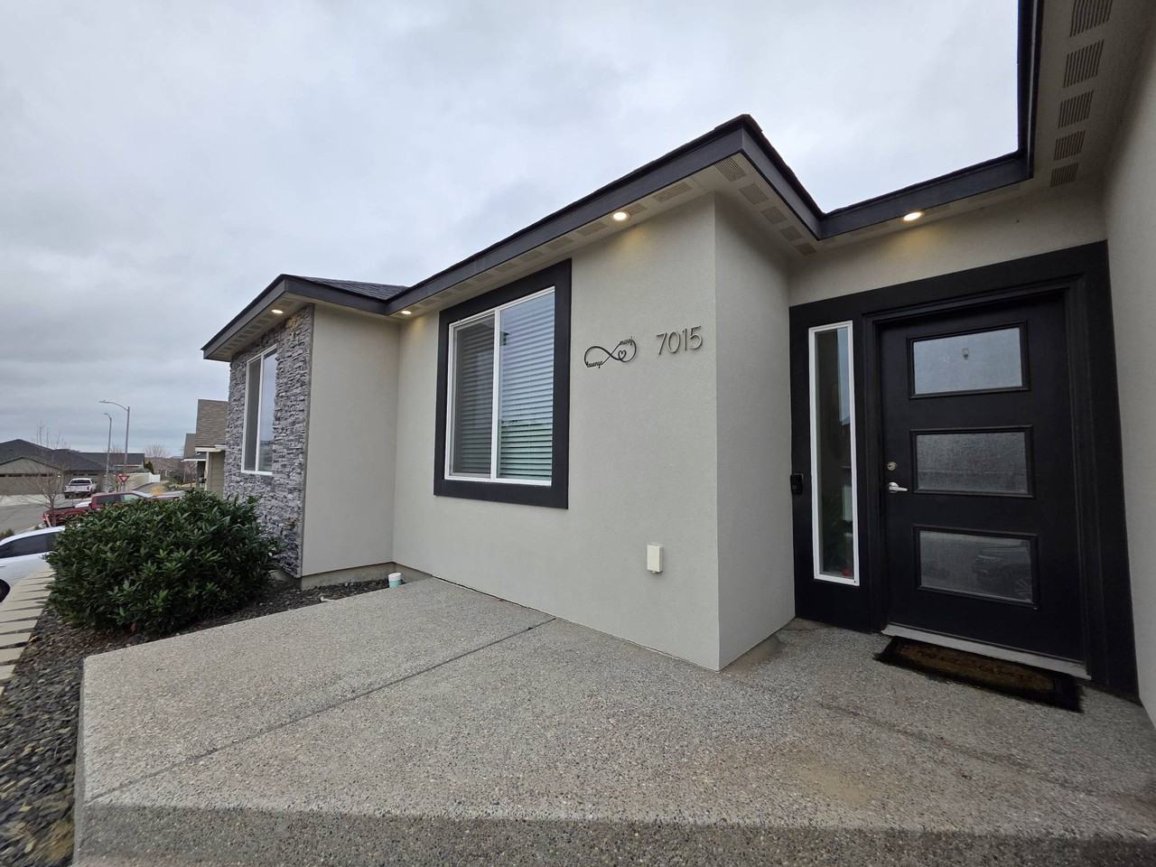 7015 W 32nd Ave #1 - Photo 2 of 27