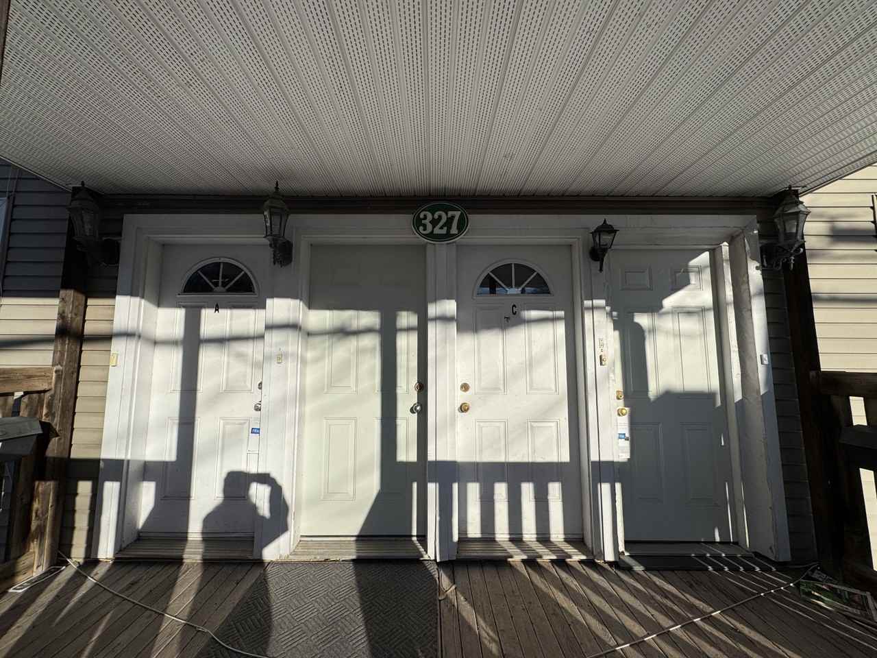 327 High St #A - Photo 2 of 26