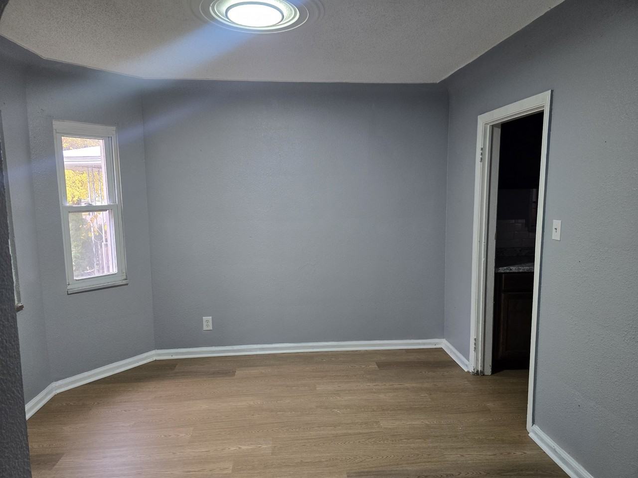 5026 Philip St #1 - Photo 3 of 10