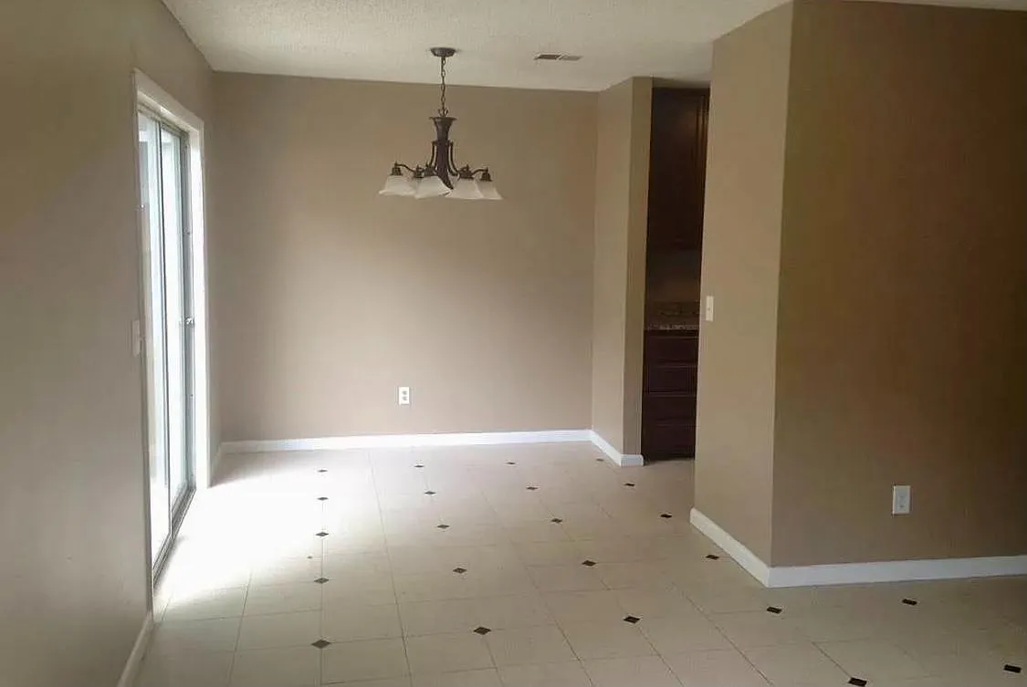 112 Beatty Downs Rd - Photo 3 of 6