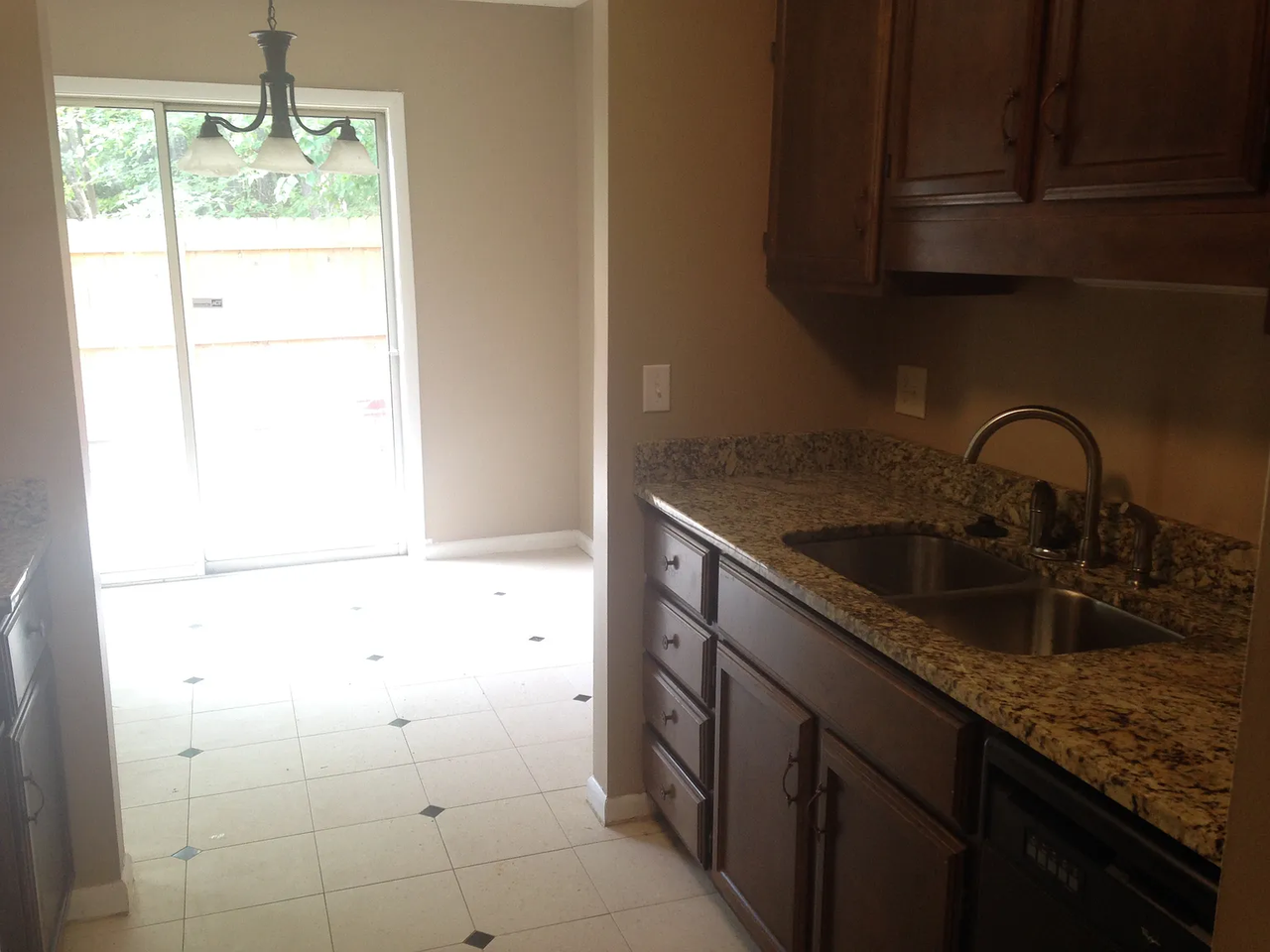 112 Beatty Downs Rd - Photo 4 of 6