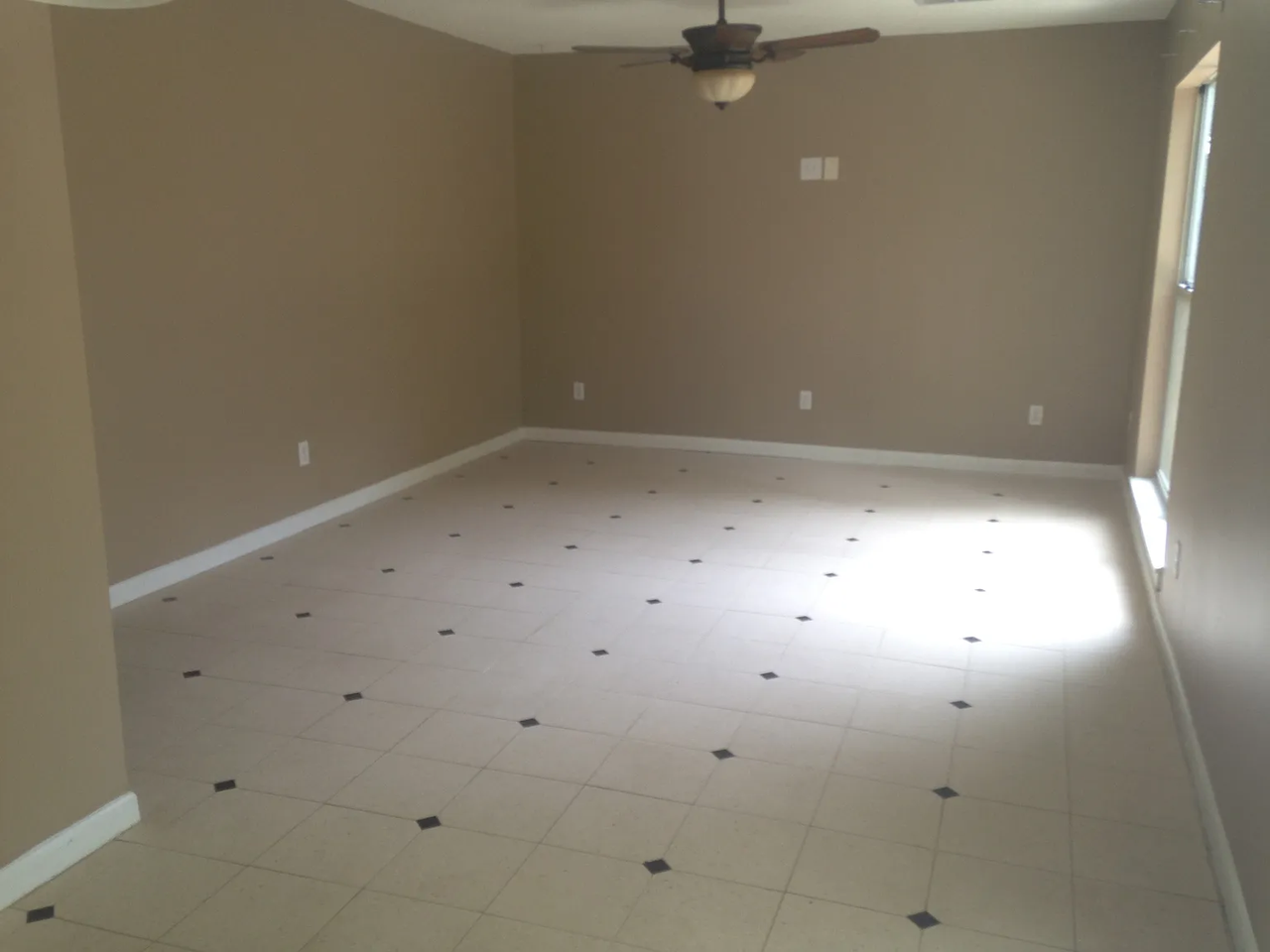 112 Beatty Downs Rd - Photo 5 of 6