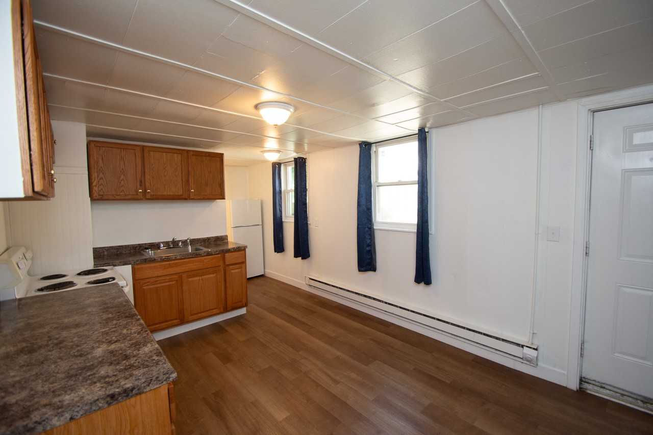 421 W Main St #3 - Photo 2 of 11