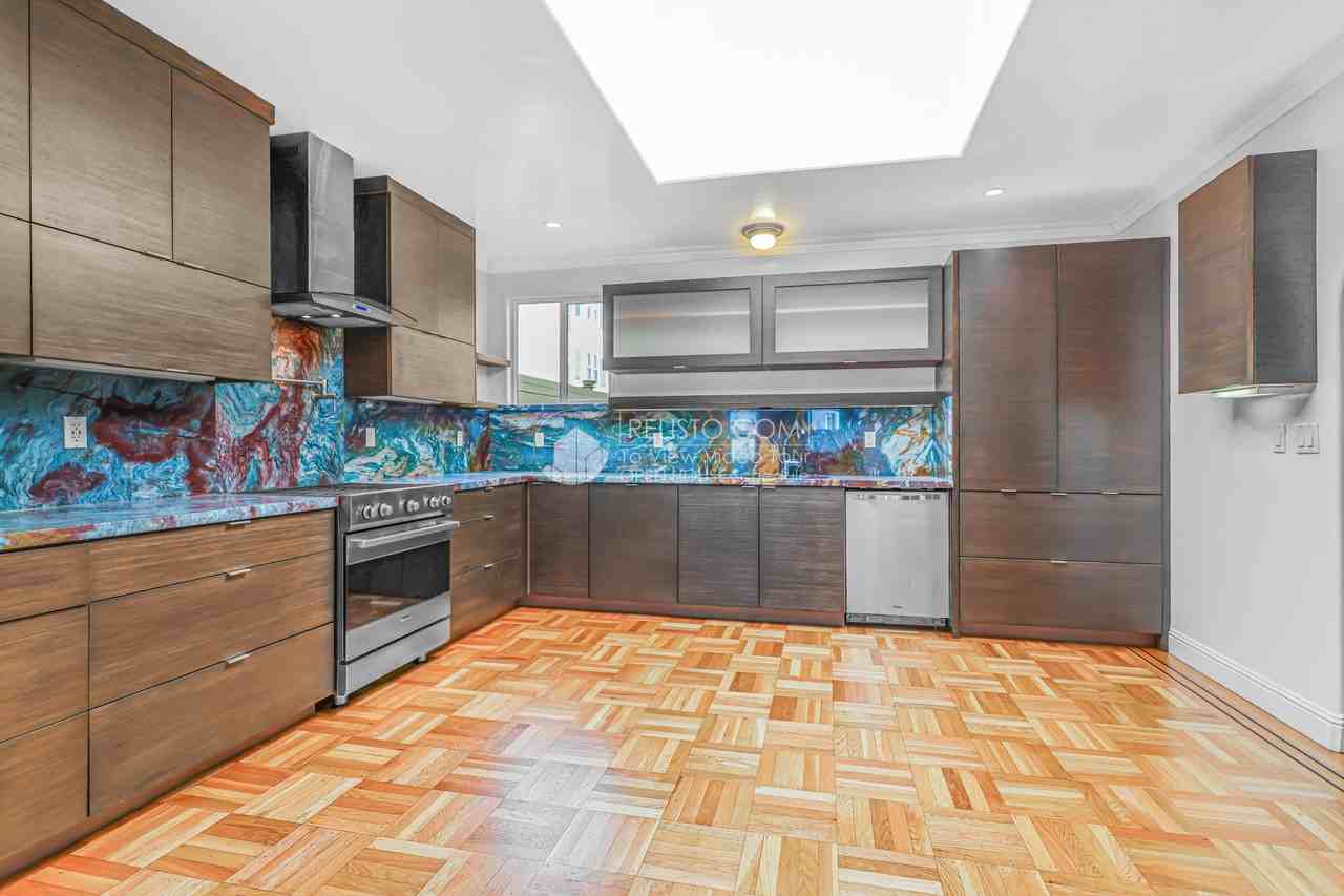 2629 Lombard St - Photo 6 of 22