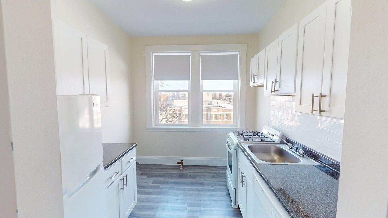 1687 Commonwealth Ave #25 - Photo 4 of 14