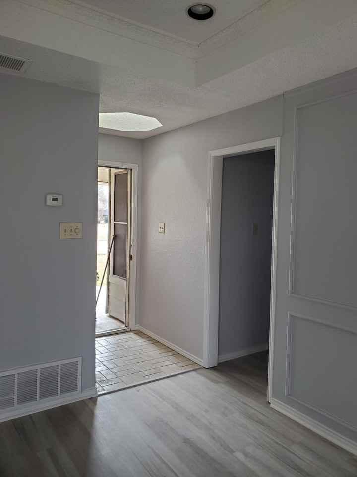 1005 Packard Dr #1 - Photo 7 of 14