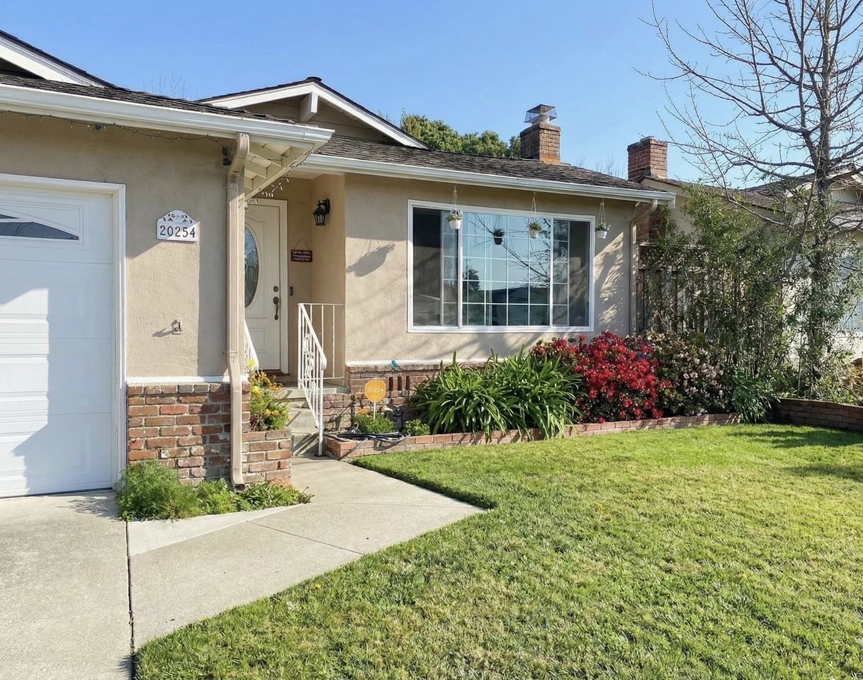 20254 Meadowlark Dr #1 - Photo 2 of 37