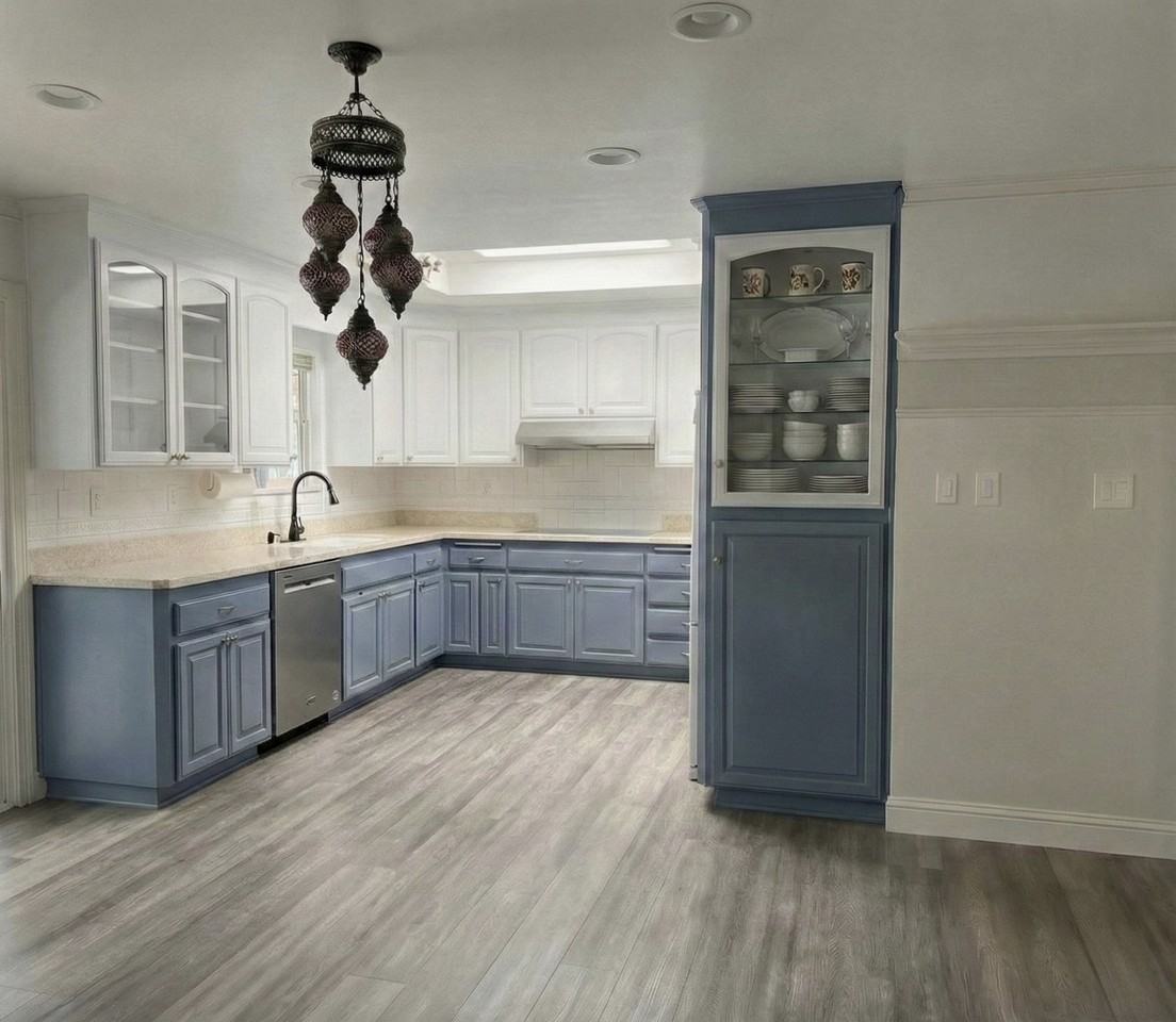 20254 Meadowlark Dr #1 - Photo 5 of 37