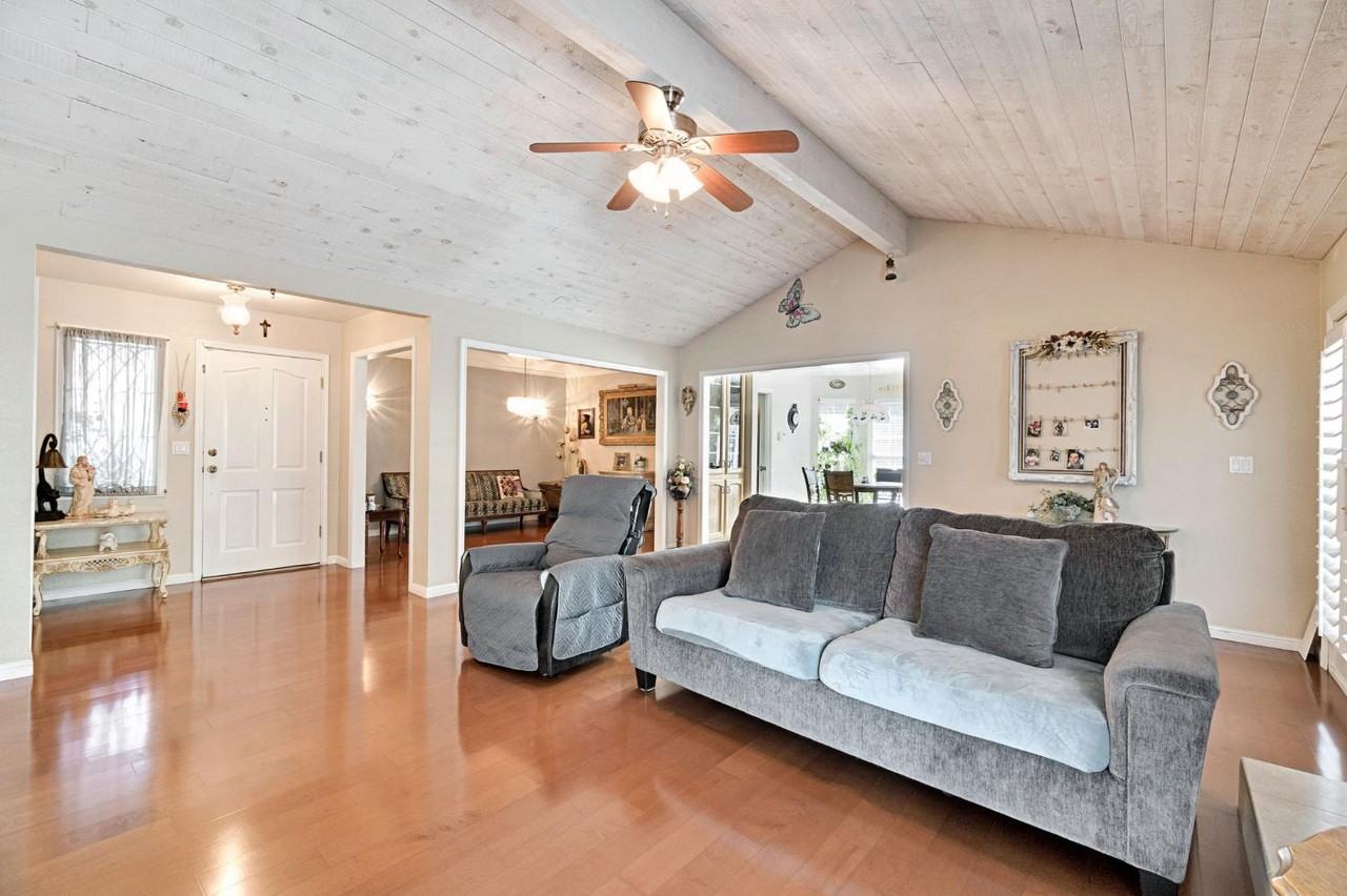 6733 N Alva Ave #1 - Photo 2 of 25