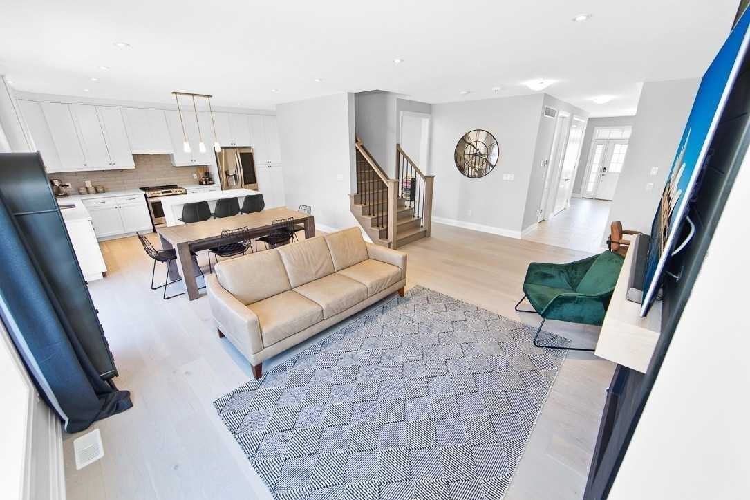 325 Sedgewood St #1 - Photo 5 of 22