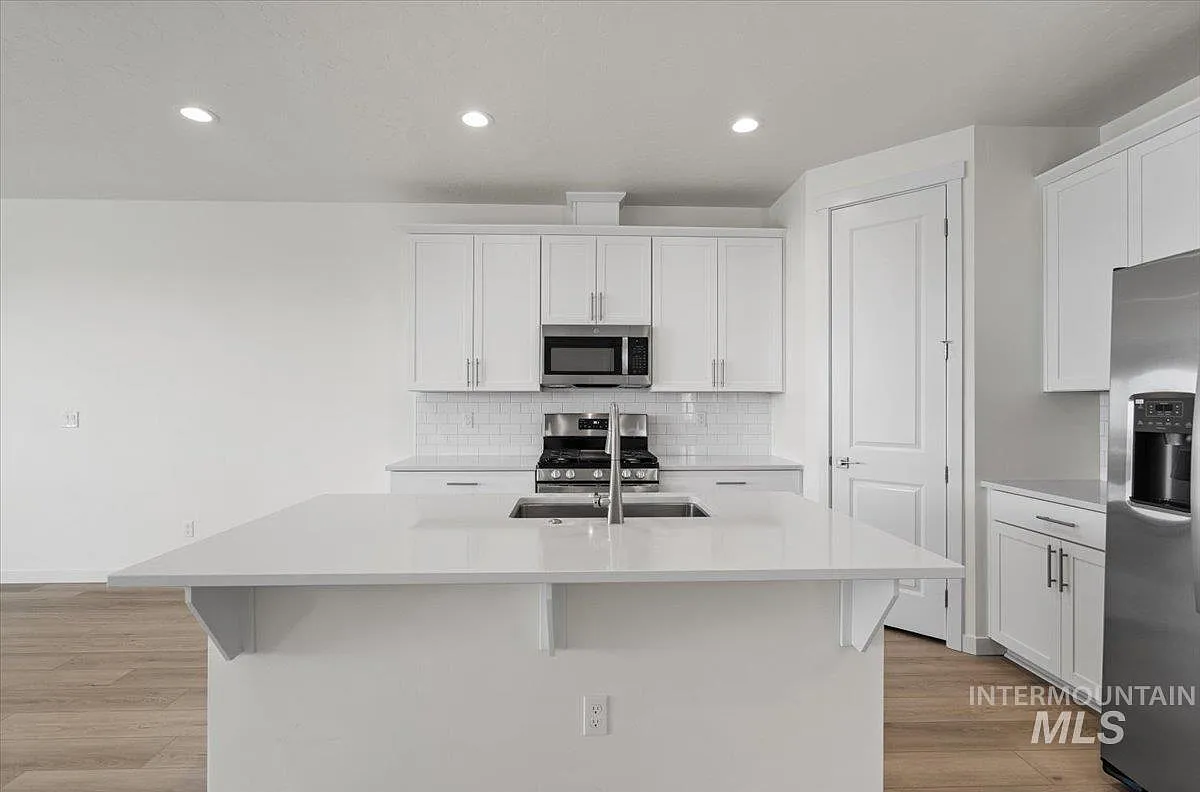 12385 W Norterra Ln #1 - Photo 7 of 42