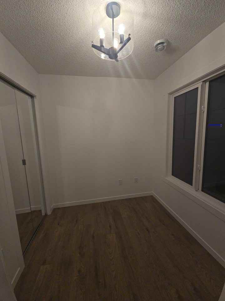 1112 Aster Blvd Nw #MAIN - Photo 3 of 14