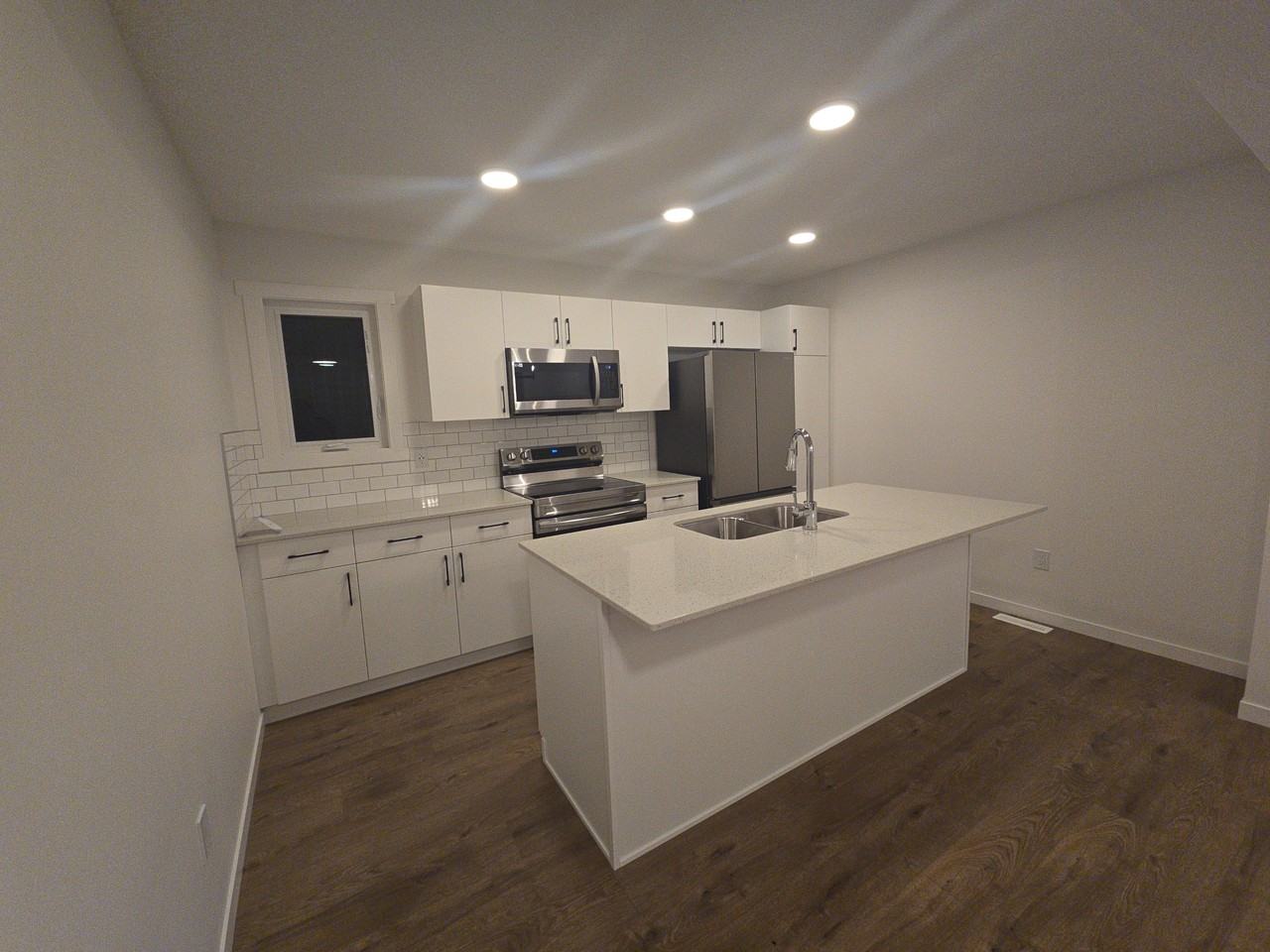 1112 Aster Blvd Nw #MAIN - Photo 7 of 14