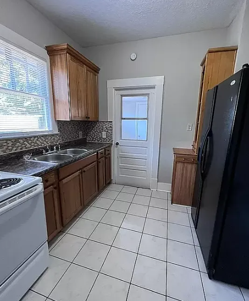 7266 Barberie St #1 - Photo 6 of 12