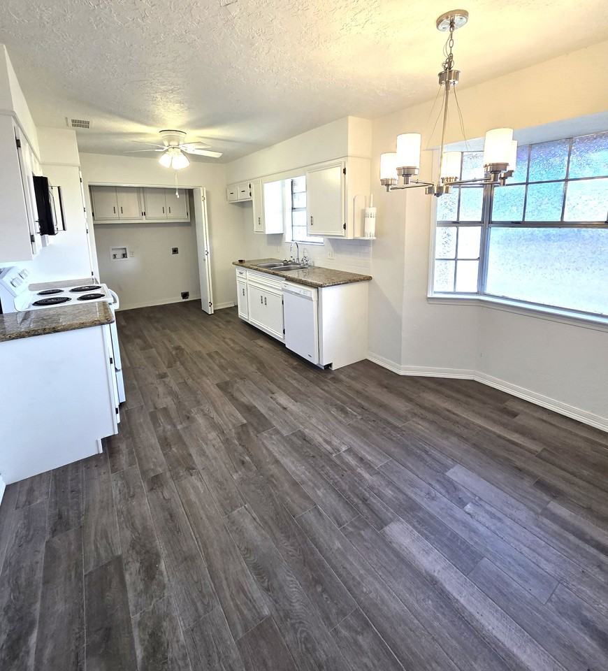 3360 Highway 69 S #1 - Photo 5 of 19