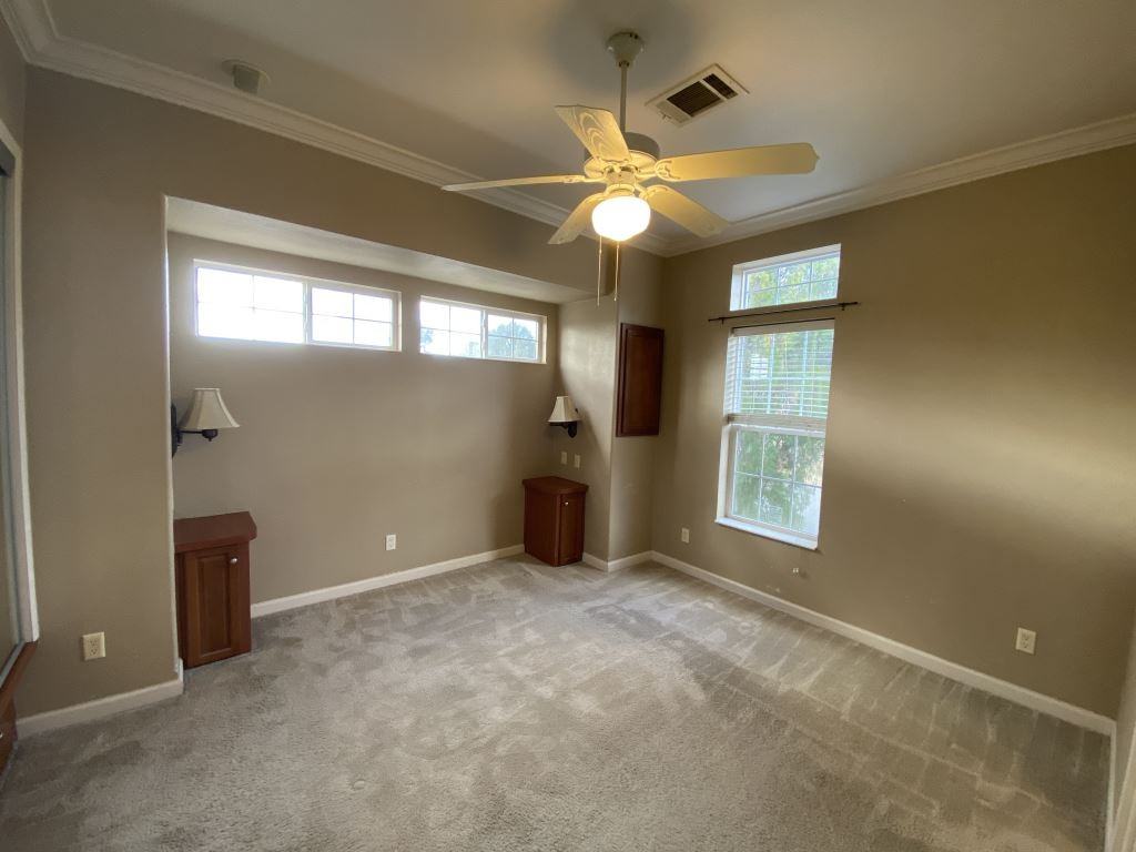 57 Freedom Dr - Photo 3 of 24
