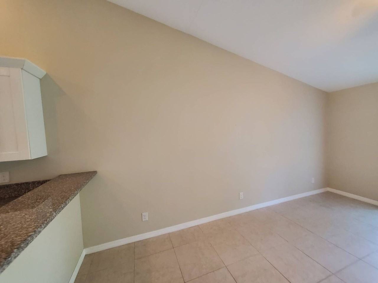 4701 Se 4th Pl - Photo 5 of 22